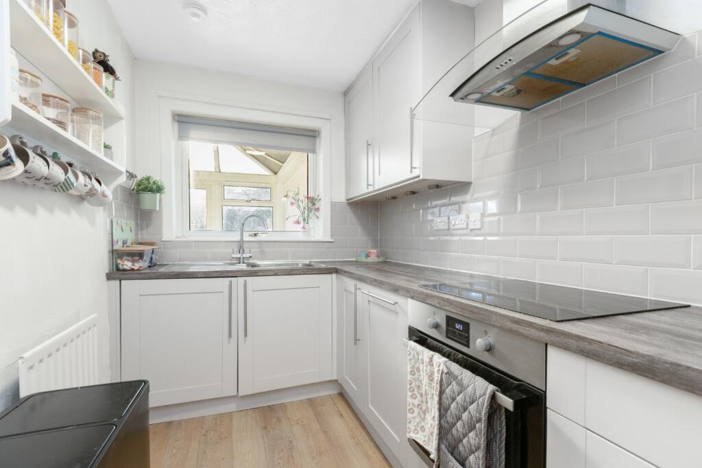 14 Lockerby Crescent, Edinburgh, EH16 6XP - View 3