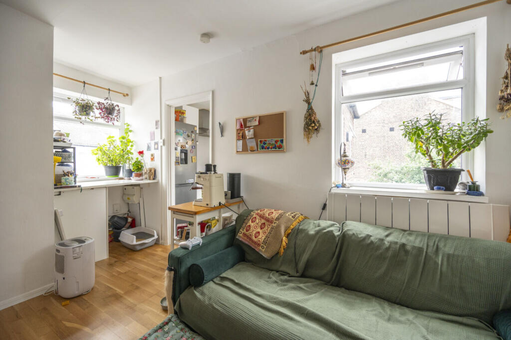 House in London, Forest Gate - View 5