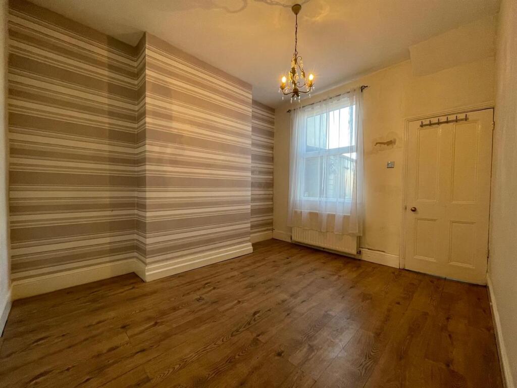 House in Darlington - View 5