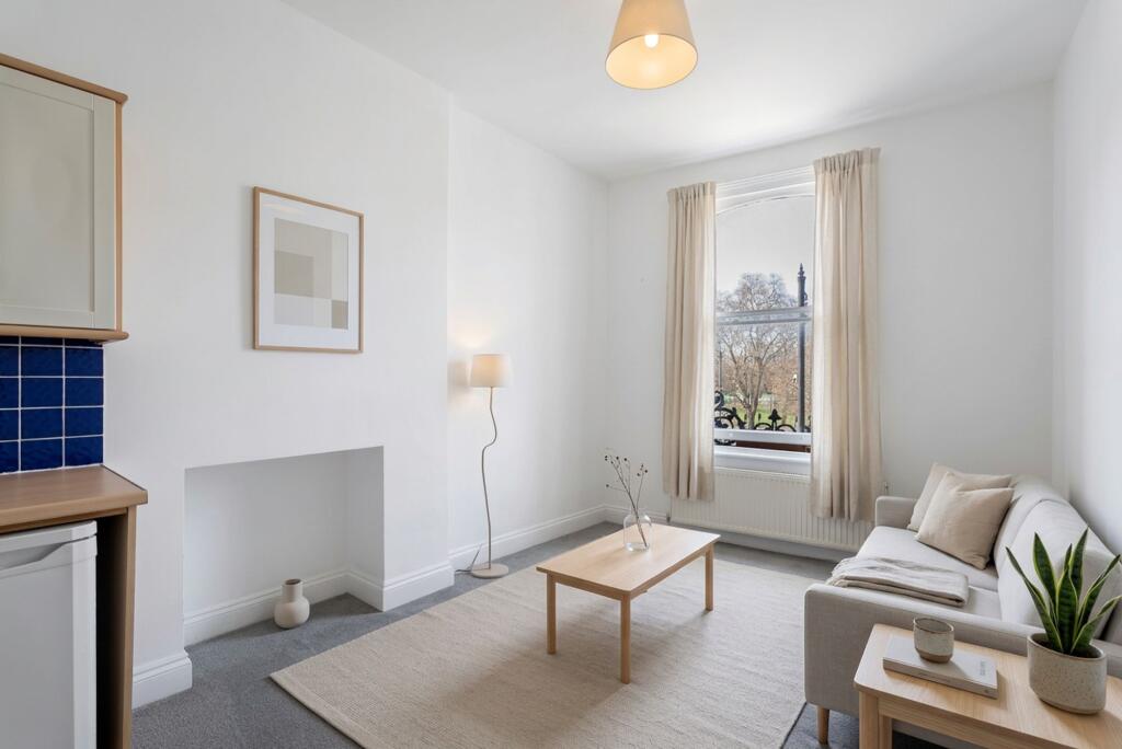 Main image of property: Clapham Common South Side, London, SW4