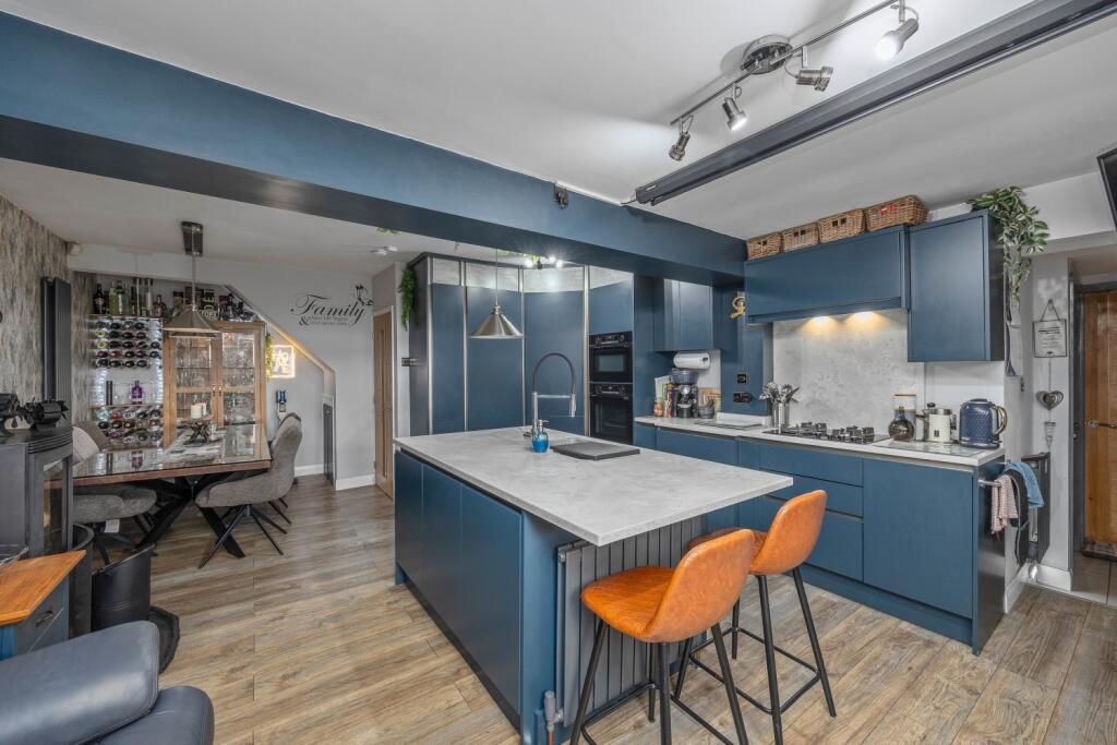 House in Dudley, West Midlands - More