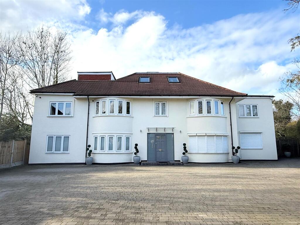 Main image of property: Watford Way, Mill Hill, NW7