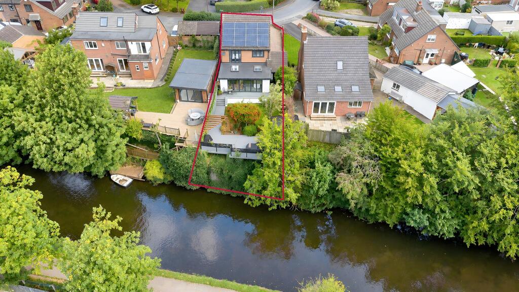 House in Wakefield - View 3