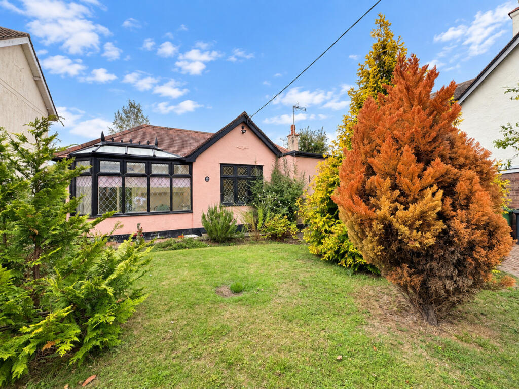 House in Southend-on-Sea - View 4