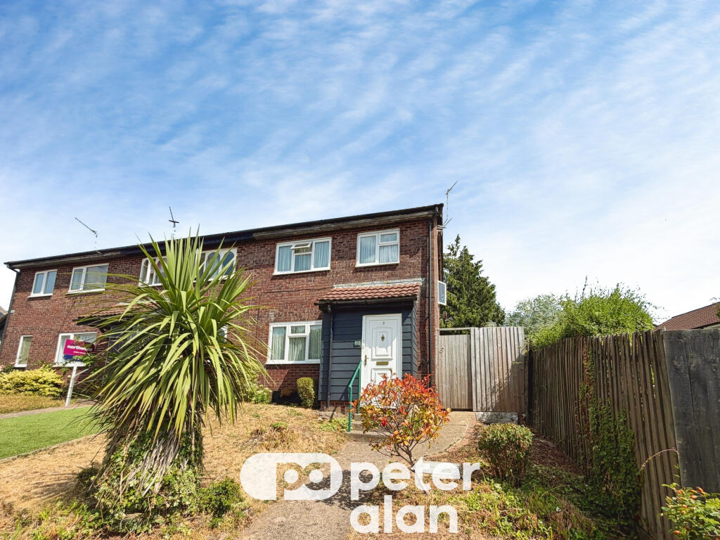 Main image of property: Oakridge, Thornhill