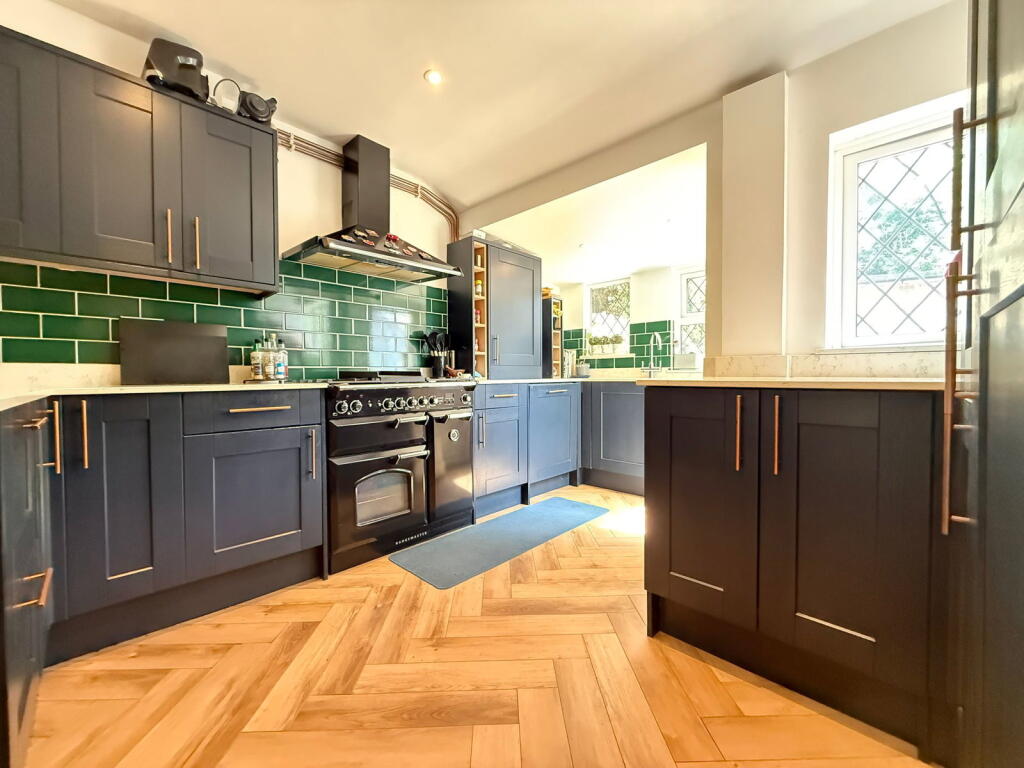 Canterbury Road, Birchington, CT7 9AN photo 4