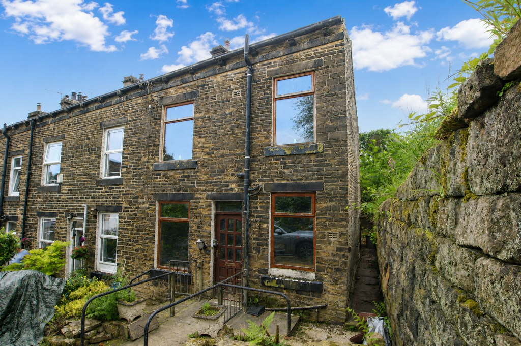Main image of property: Peel Cottage Street, Todmorden, OL14