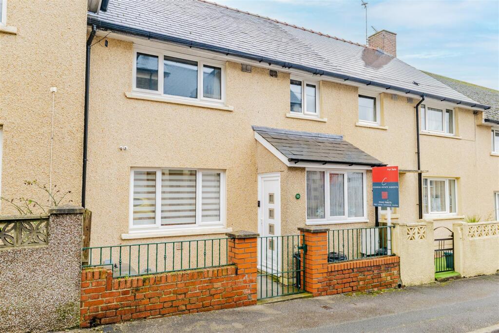 Main image of property: Jewel Street, Barry