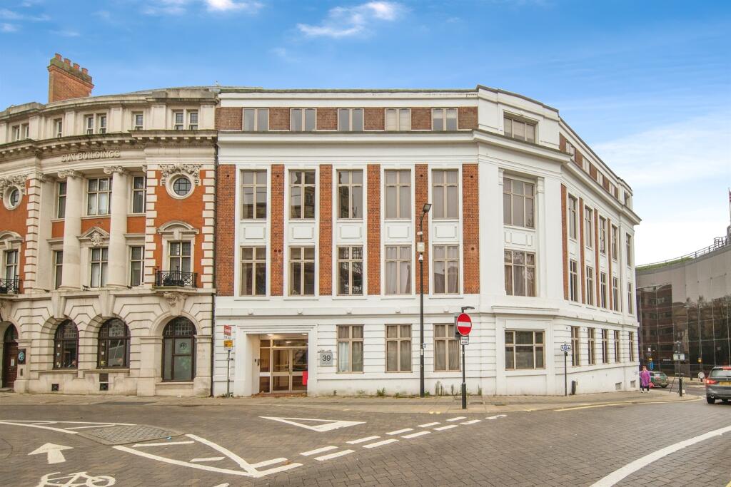 Main image of property: Princes Street, Ipswich