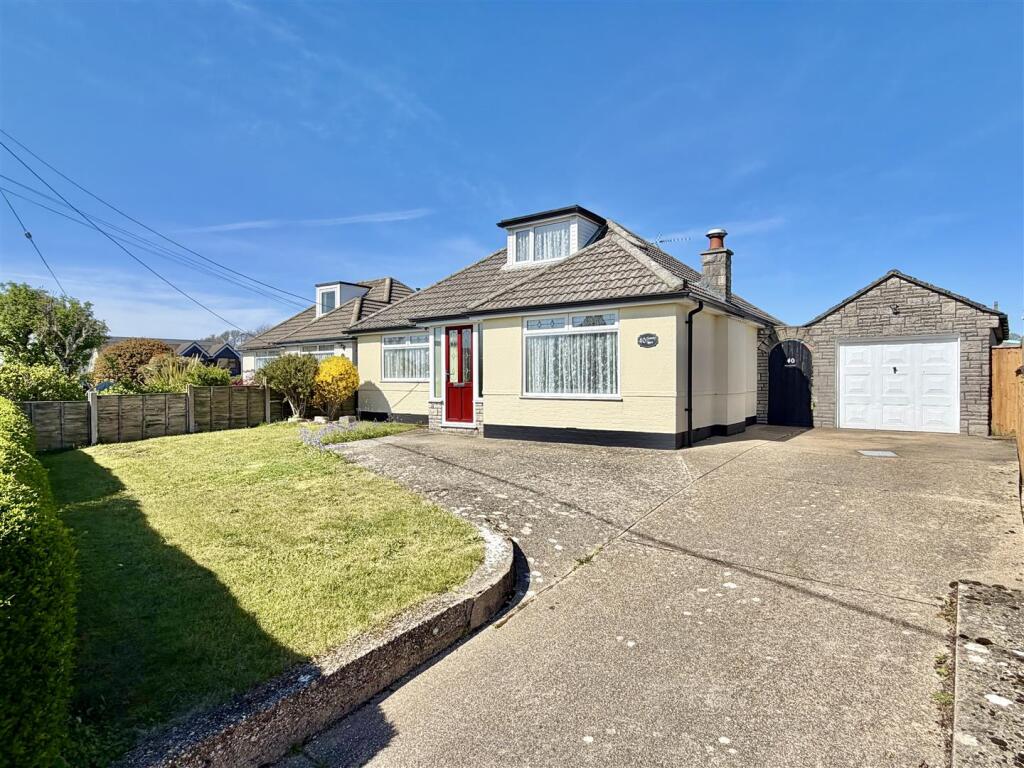 2-bed house on Sandy Lane, Upton, £375,000