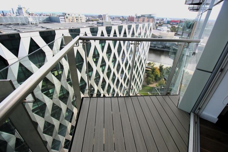 Apartment in Salford, MediaCityUK - View 5