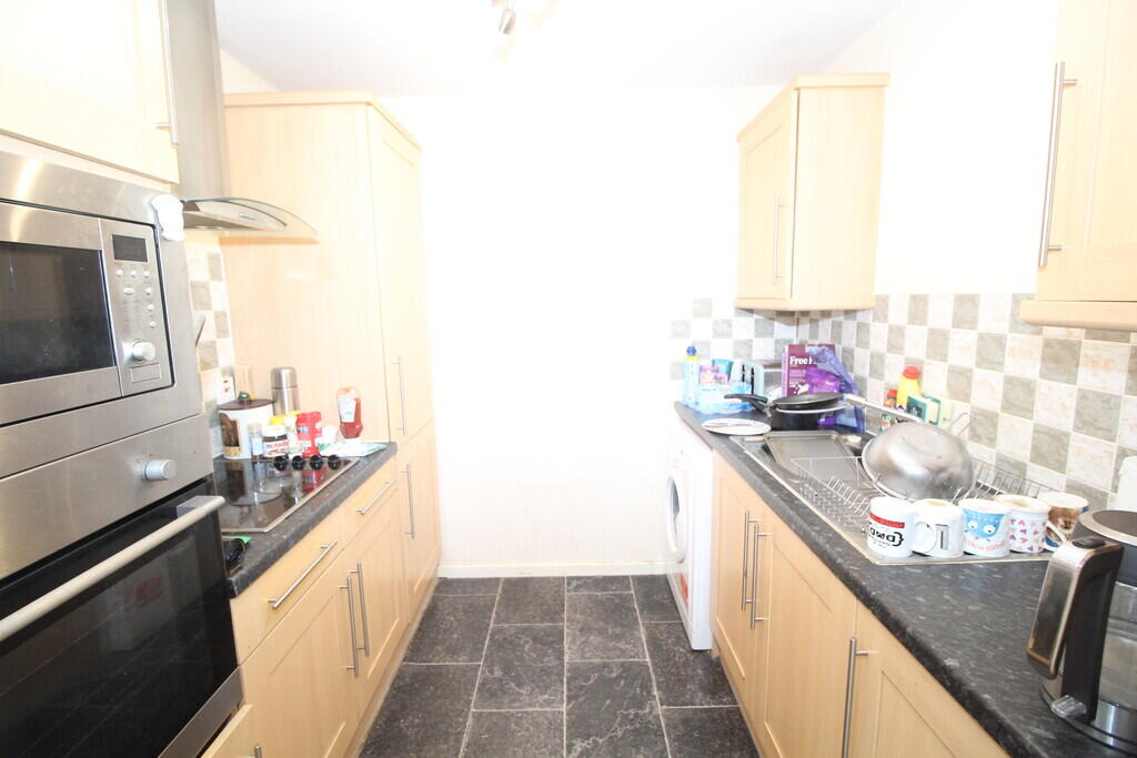 Apartment in Wakefield - More