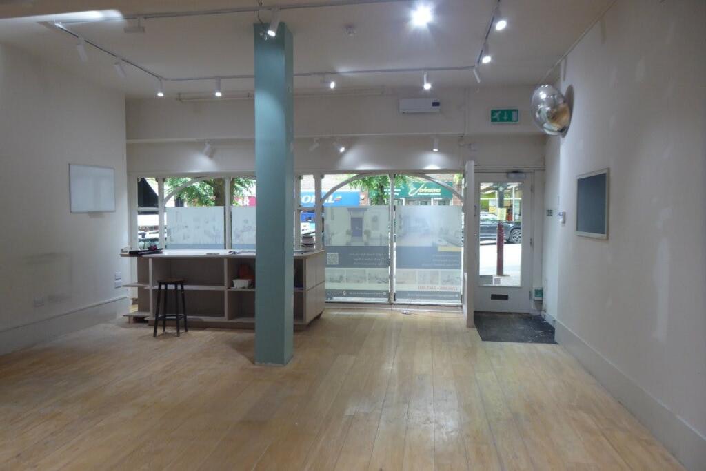 P1070497 rearTL.jpg
