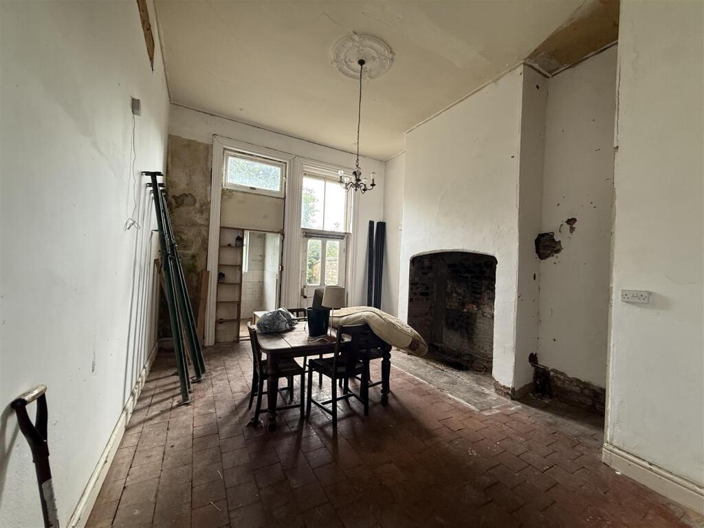 Apartment in Hull, Kingston upon Hull - View 4