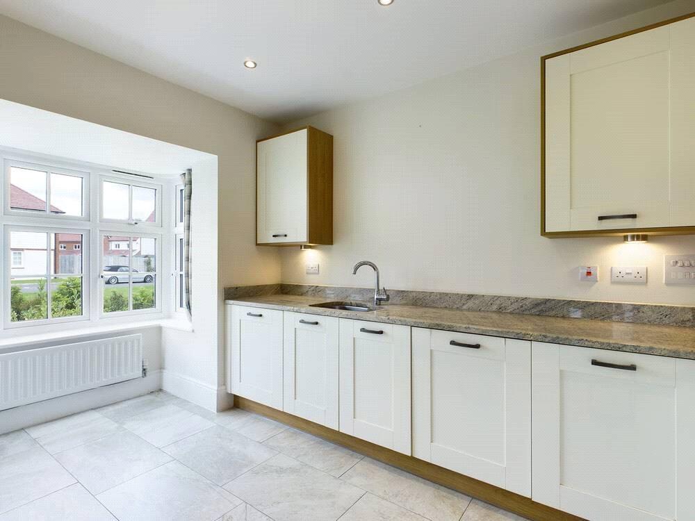 House in Tonbridge - View 4