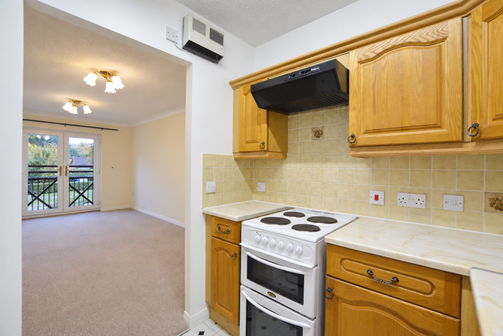 Apartment in Chelmsford - View 3