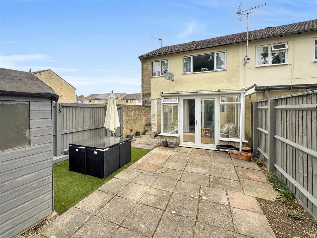 Main image of property: Siddington