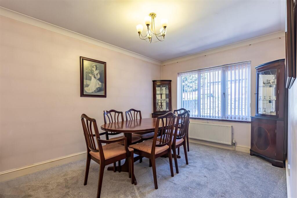 House in Epping Forest, North Weald - View 3