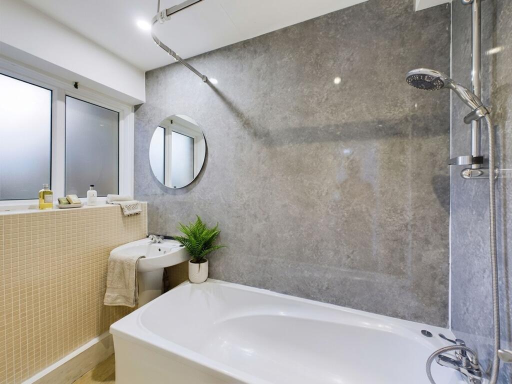 Queensway, Brighton, BN2 photo 5
