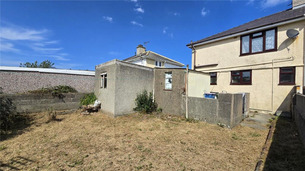 House in Holyhead, Porth-y-Felin - View 5