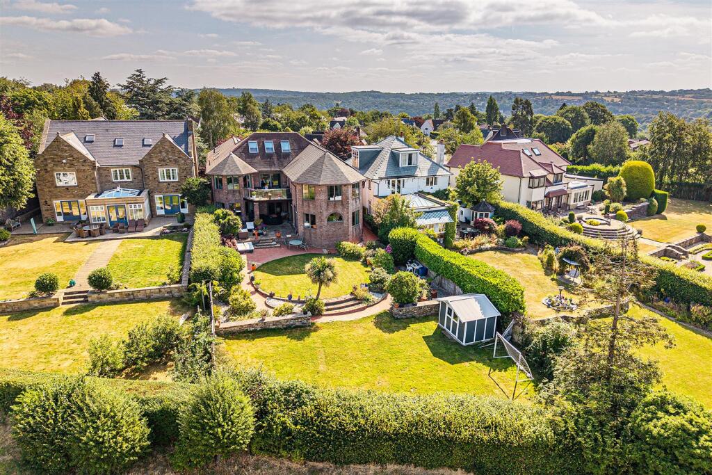 Main image of property: Ruskin House, 27 Blacka Moor Crescent, Dore, S17 3GL