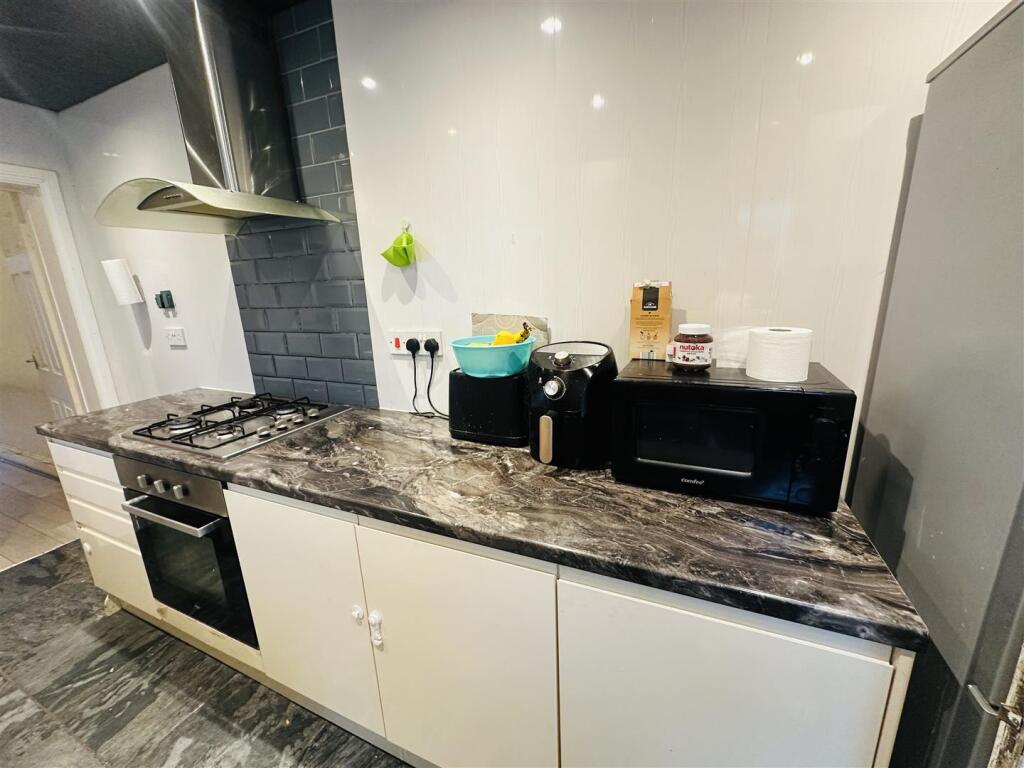House in Coventry, Ball Hill - View 5