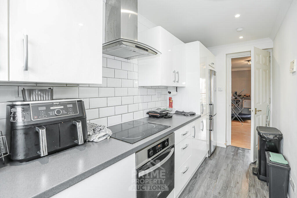 Apartment in Glasgow - View 5