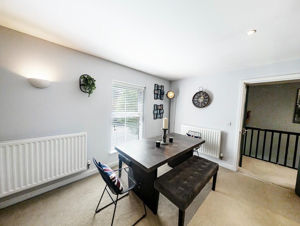 House in Basingstoke and Deane, Sherfield Park - View 5