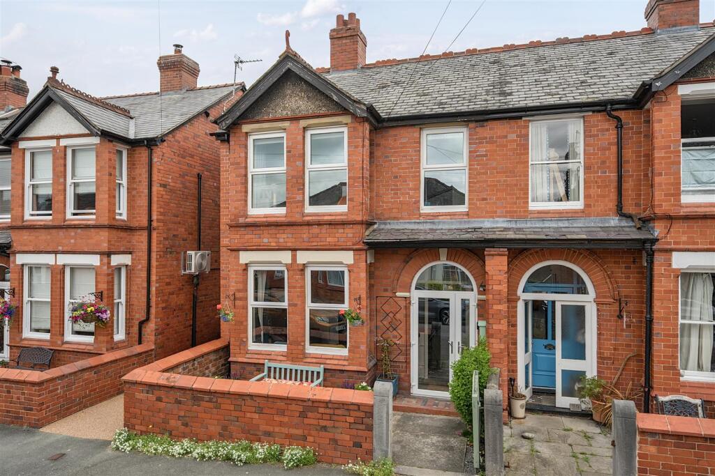 4-bed semi-detached on Edward Street, Oswestry, £285,000