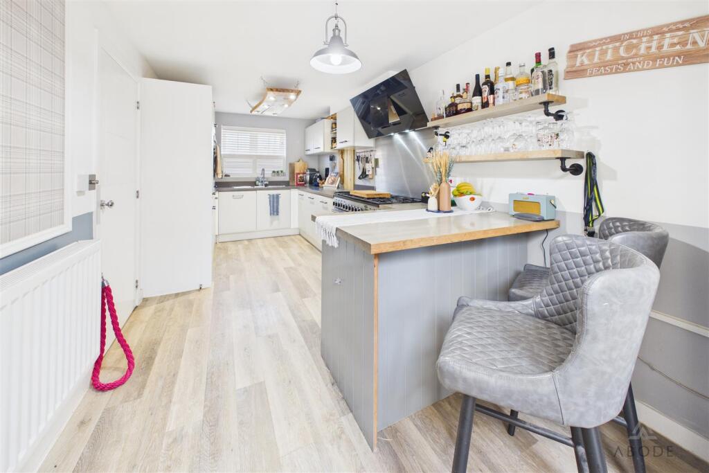 31, Ayrton Drive, Castle Donington, DE74 2BE photo 4