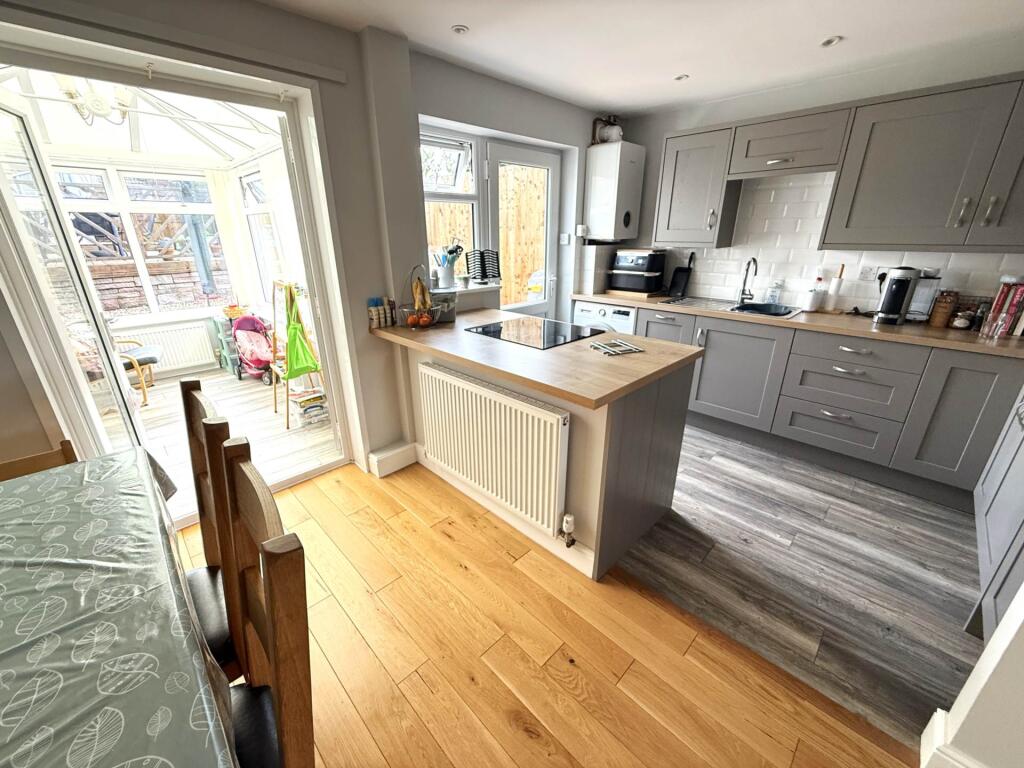 Vansittart Drive, Exmouth photo 2