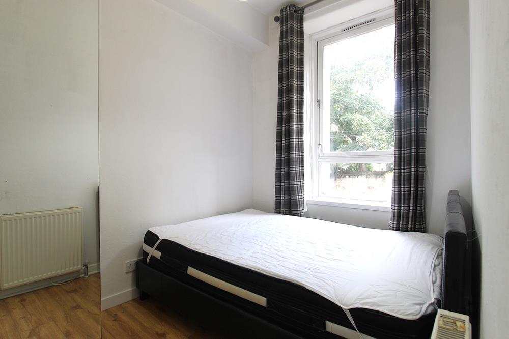 Apartment in Aberdeen, Rosemount and Mile End - View 5