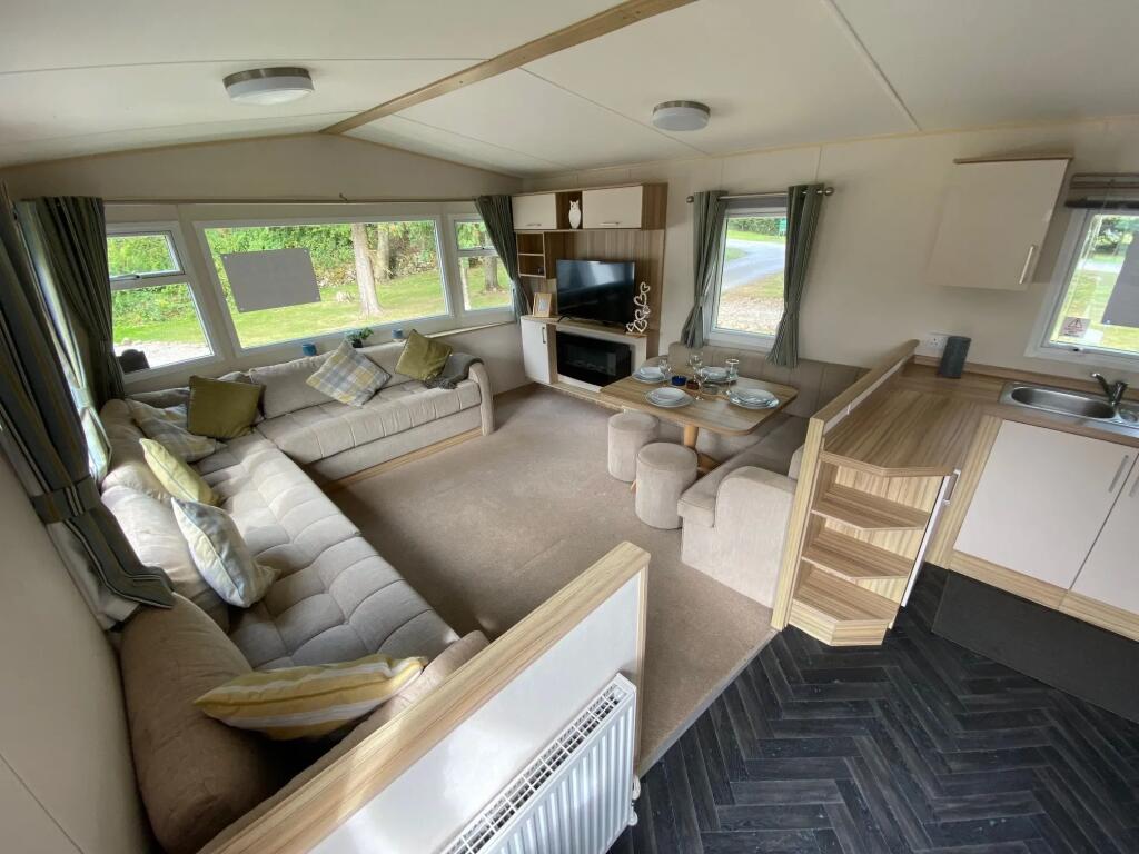 2017 ABI Hudson, Ashbourne Heights Country and Leisure Park, Ashbourne, Derbyshire, DE6 1LE - View 4