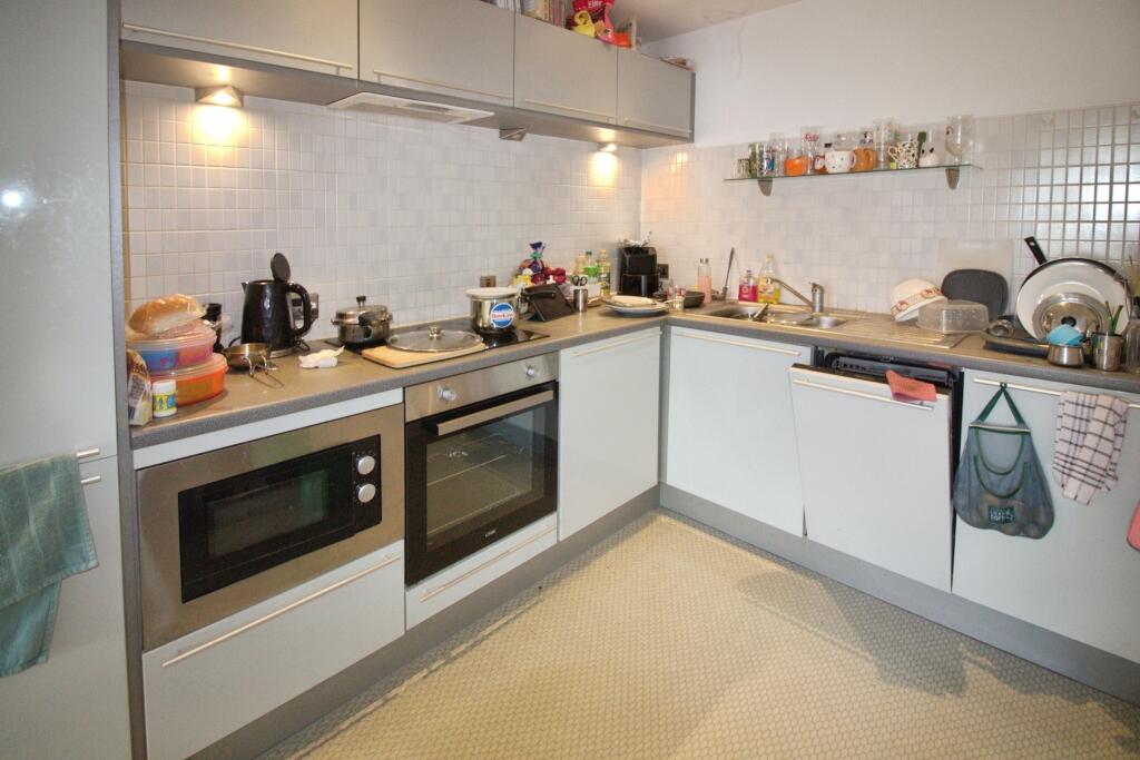 Apartment in Nottingham - View 5