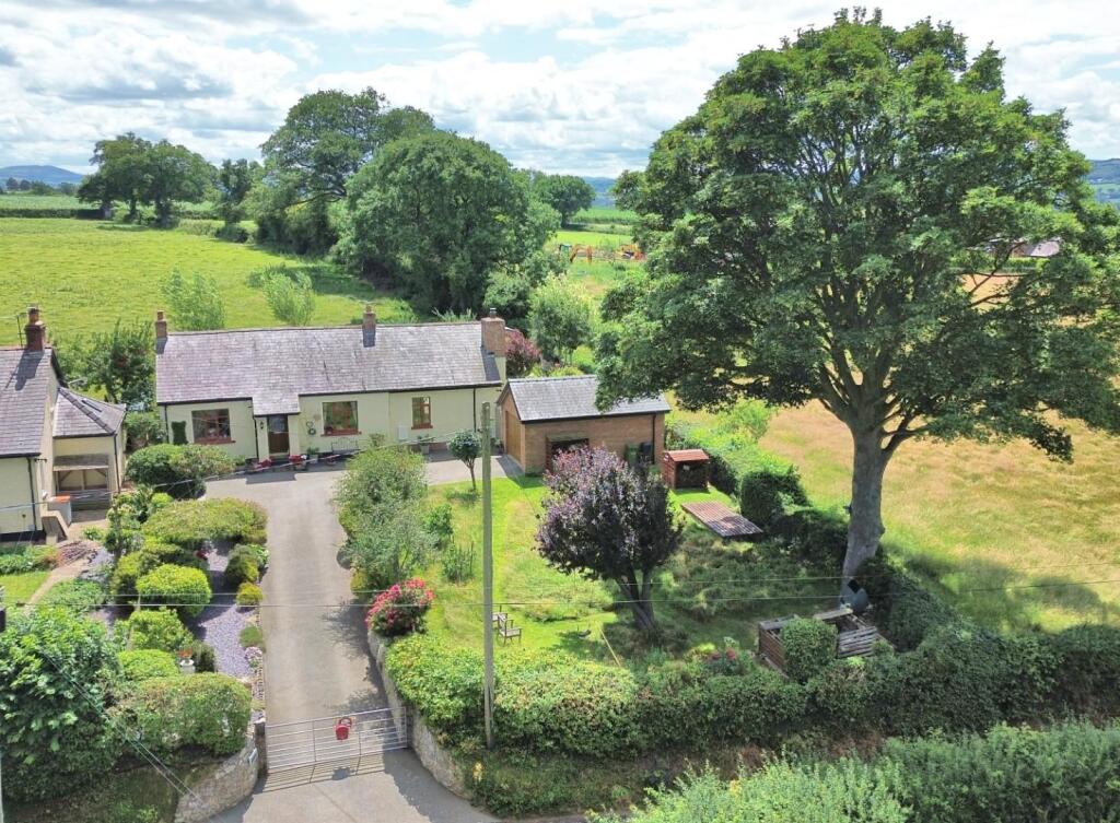 3-bed house on Llandyrnog, Denbigh, £450,000