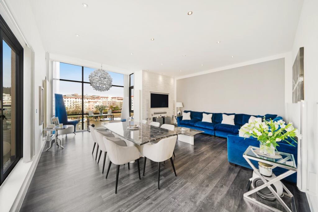 Apartment in Bristol, Canon's Marsh, Spike Island - More