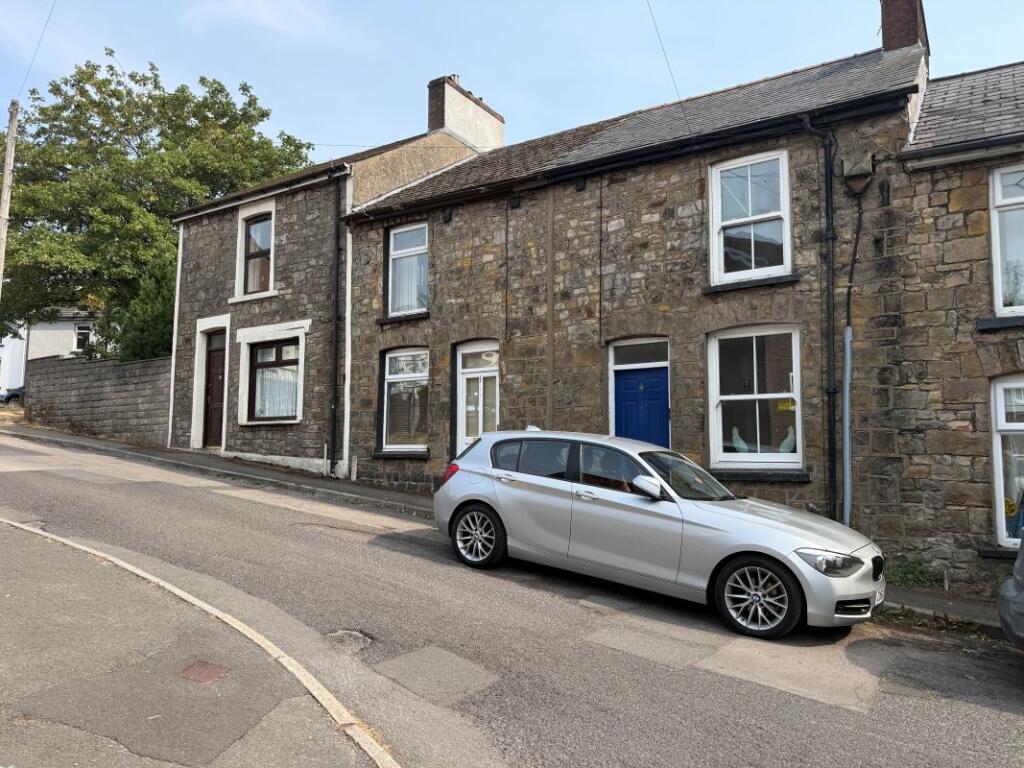 Main image of property: 18 Cross Street Blaenavon, Blaenavon, Pontypool, Gwent, NP4 9EU