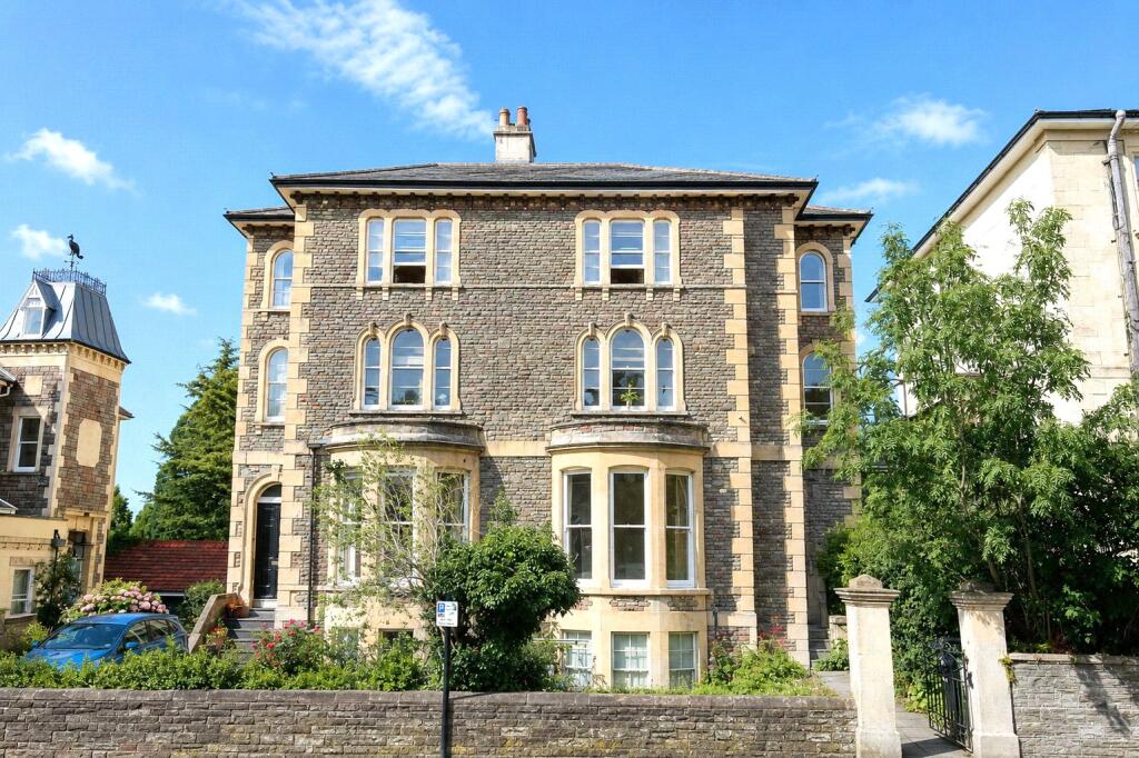 Apartment in Bristol, Stokes Croft, Cotham - View 2