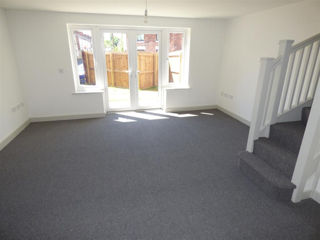 Salvation Mews, Swadlincote, DE11 - View 2