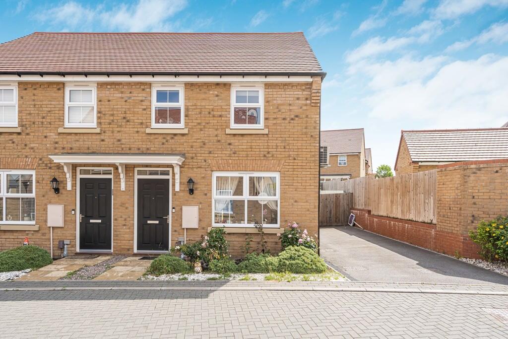 Main image of property: 7 Roberts Close, Godmanchester, Huntingdon, Cambridgeshire, PE29 2PJ
