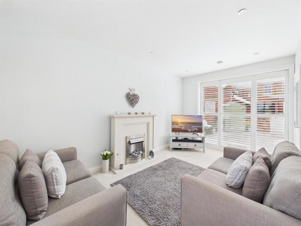 House in North Tyneside, North East - View 4
