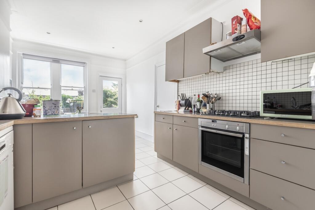 Property photo 11