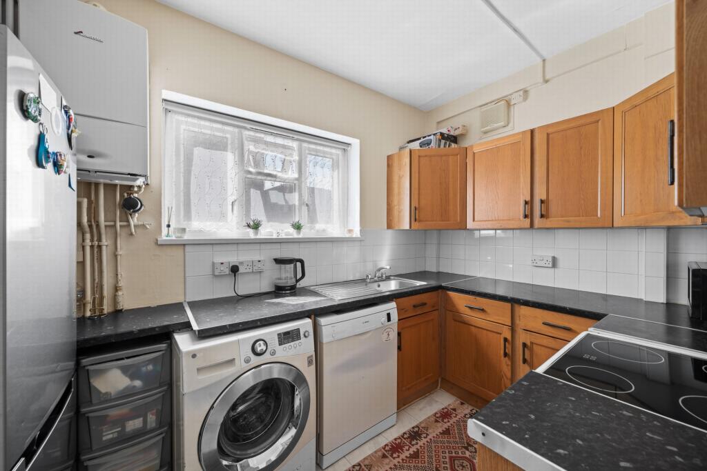 Apartment in London - View 3