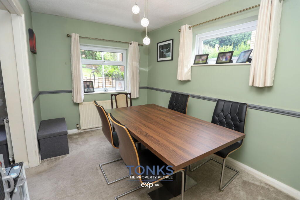 House in Dudley, West Midlands - More