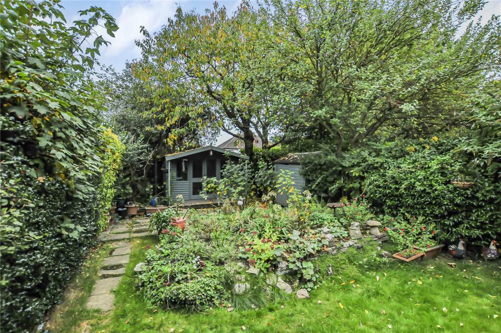 Burlington Road, Middlesex photo 2