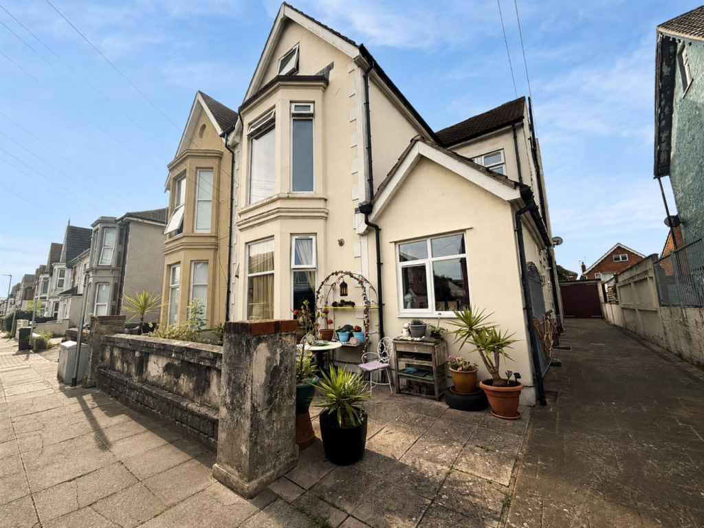 Main image of property: Queens Road, Portsmouth