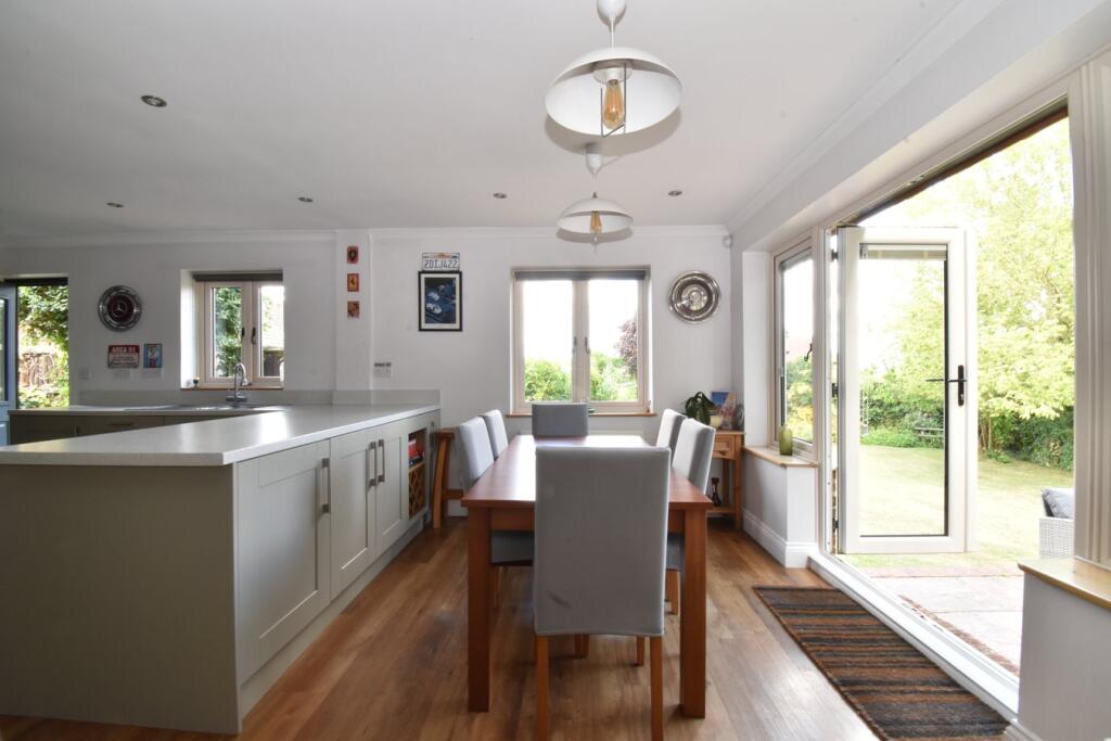 Honeysuckle Cottage, Headcorn Road, Platts Heath, ME17 - View 6