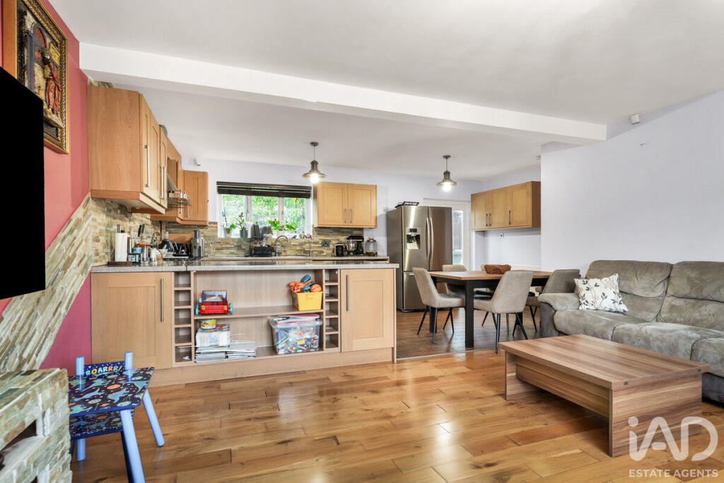 House in Cambridge - View 3
