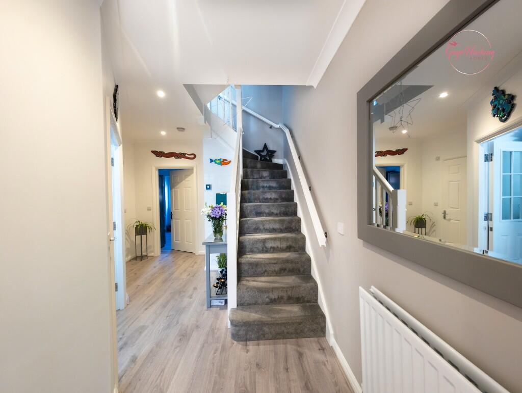 House in Basingstoke and Deane, Sherfield Park - View 3