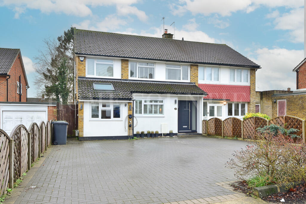 Main image of property: Tiverton Road, Potters Bar, EN6